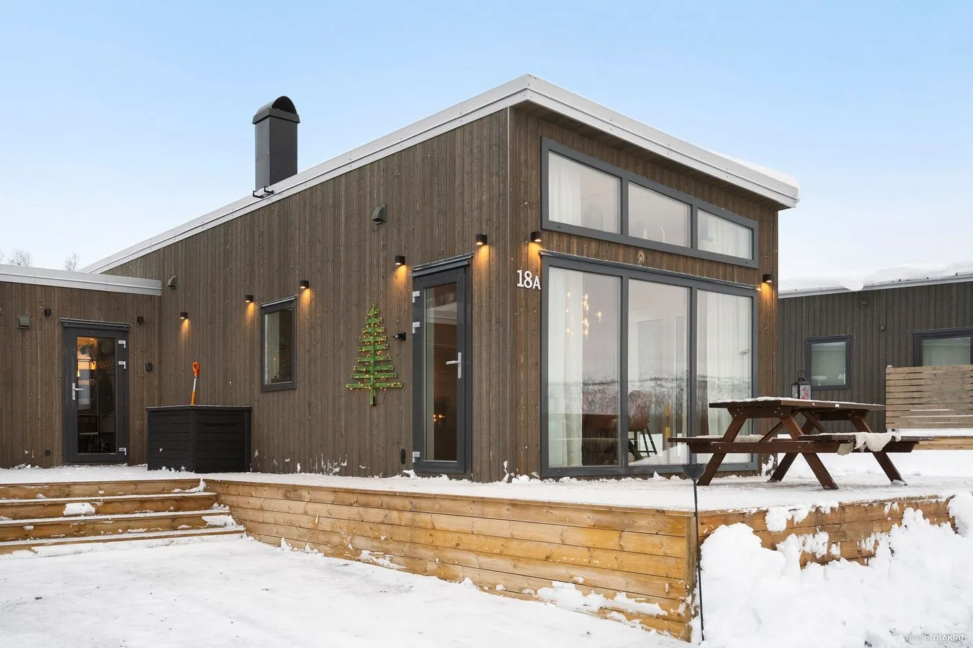 Modern Four-Bedroom House in Hemavan With Contemporary Design - View image 30 of 34