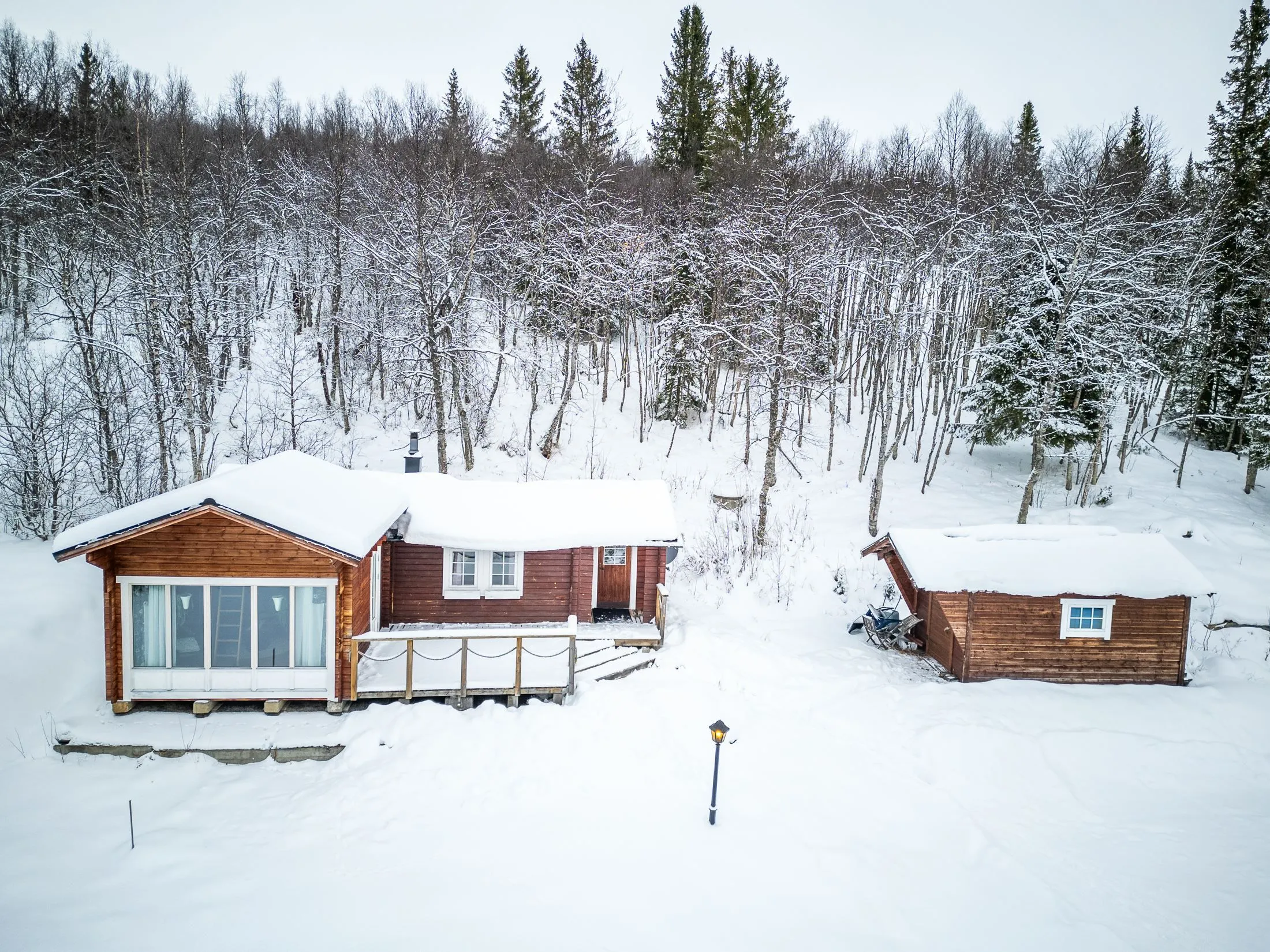 Kompakt 2010-hus med expansiv trädgård i Klimpfjäll, Sverige - Visa bild 11 av 19