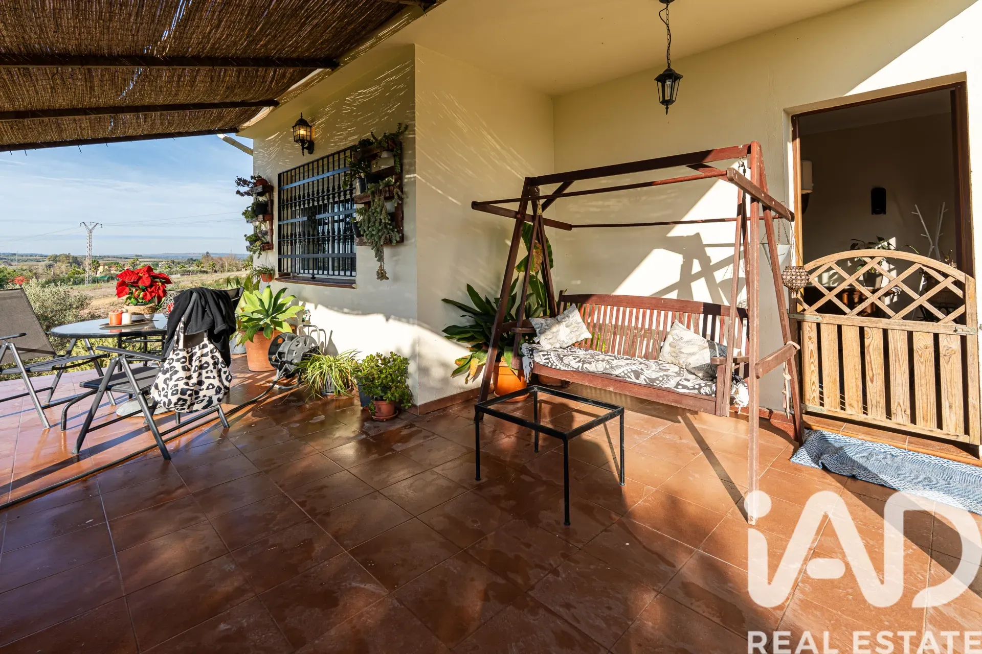 Modern 3-Bedroom Country House with Expansive Garden in Gibraleón, Spain - View image 7 of 35