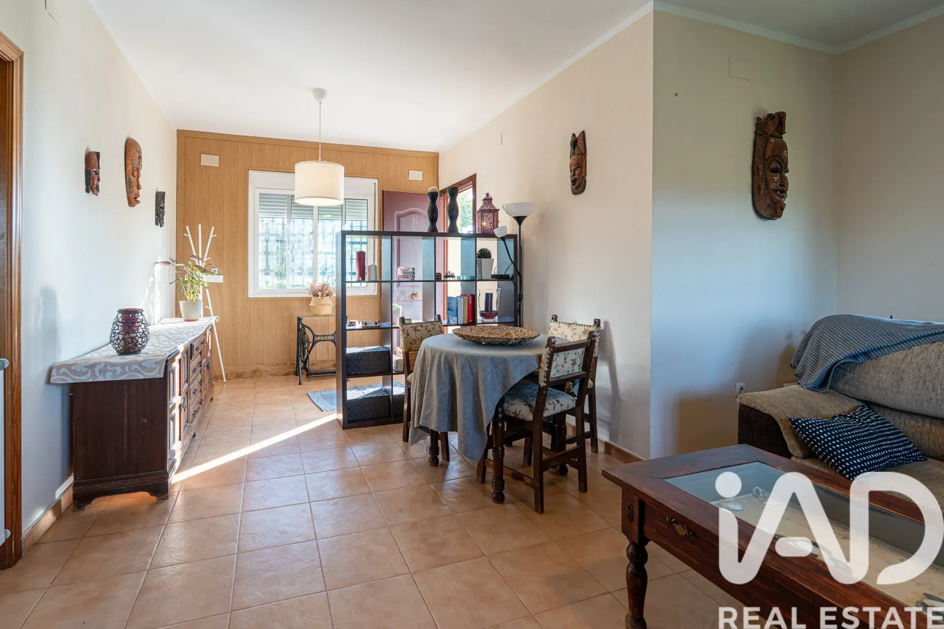 Modern 3-Bedroom Country House with Expansive Garden in Gibraleón, Spain - View image 14 of 35