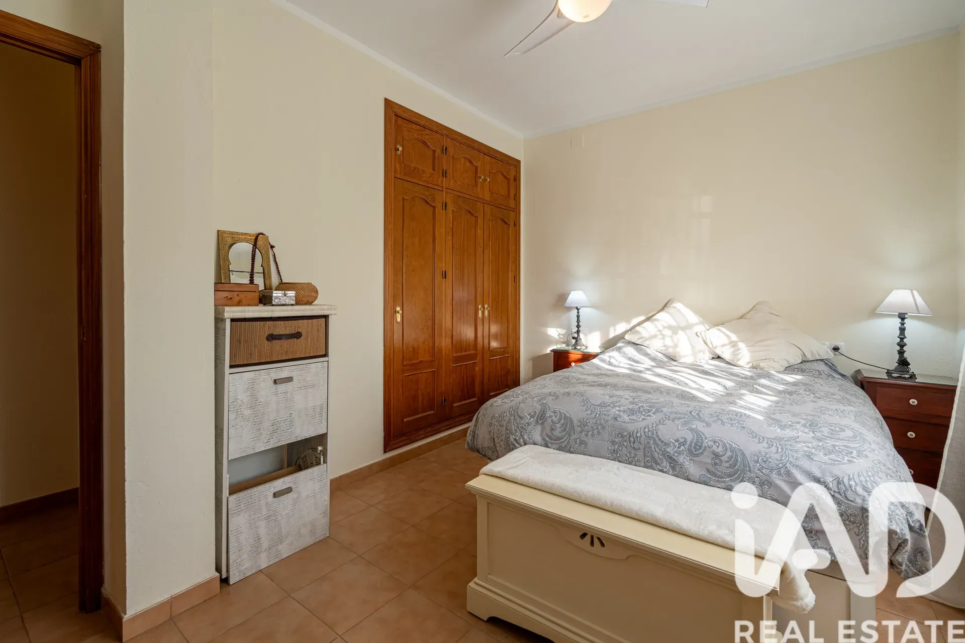 Modern 3-Bedroom Country House with Expansive Garden in Gibraleón, Spain - View image 27 of 35