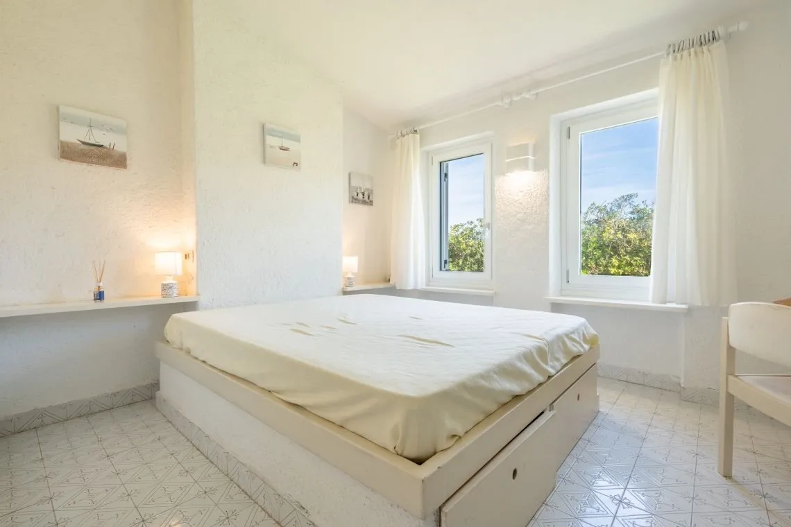 Seafront 5-Bedroom Villa with Infinity Pool in Costa Paradiso, Sardinia - View image 43 of 55