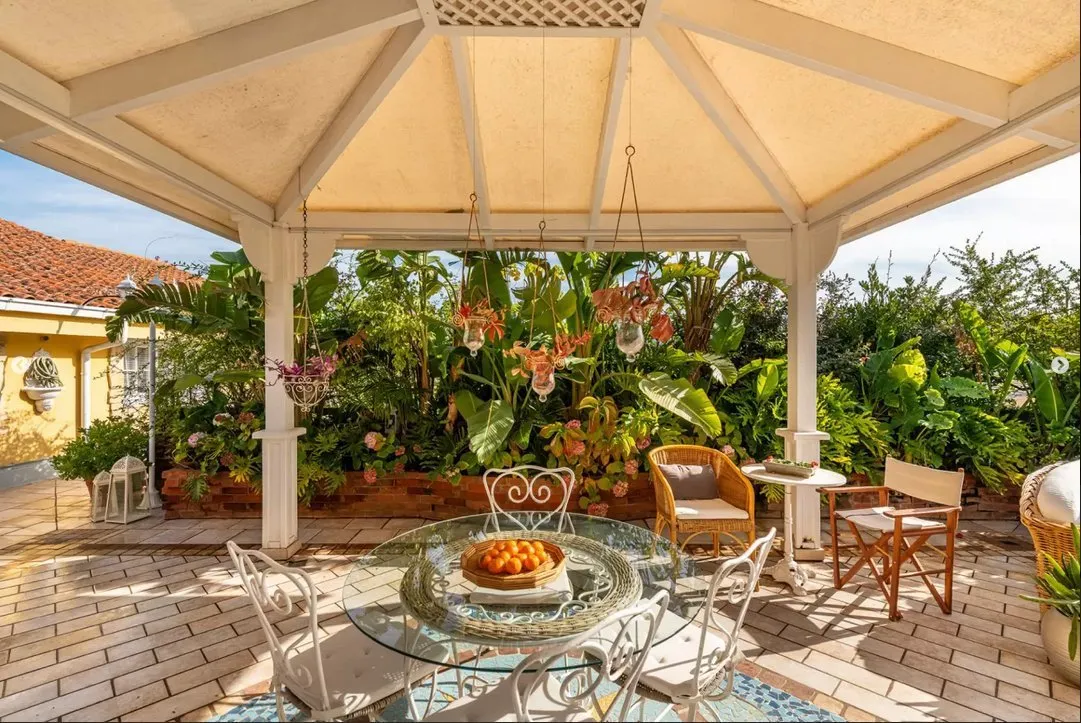 Expansive 7-Bedroom Residence with Balconies in Scenic South Sardinia - View image 10 of 48