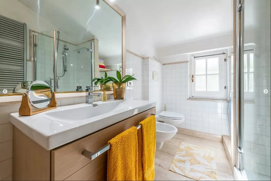 Expansive 7-Bedroom Residence with Balconies in Scenic South Sardinia - View image 35 of 48