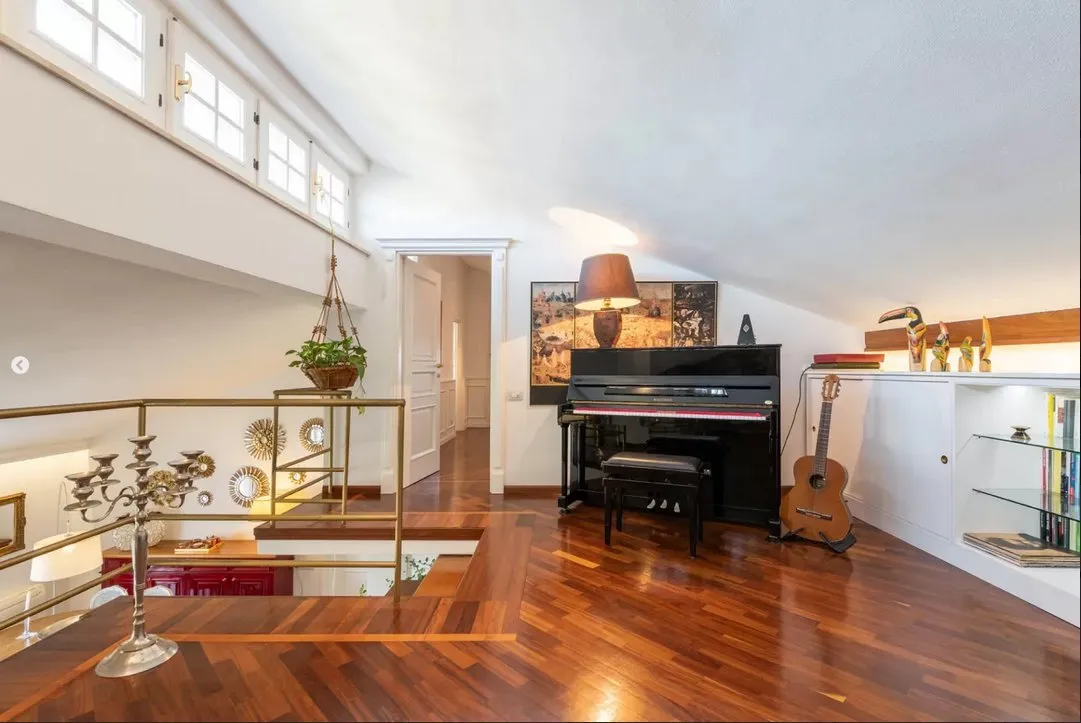 Expansive 7-Bedroom Residence with Balconies in Scenic South Sardinia - View image 39 of 48