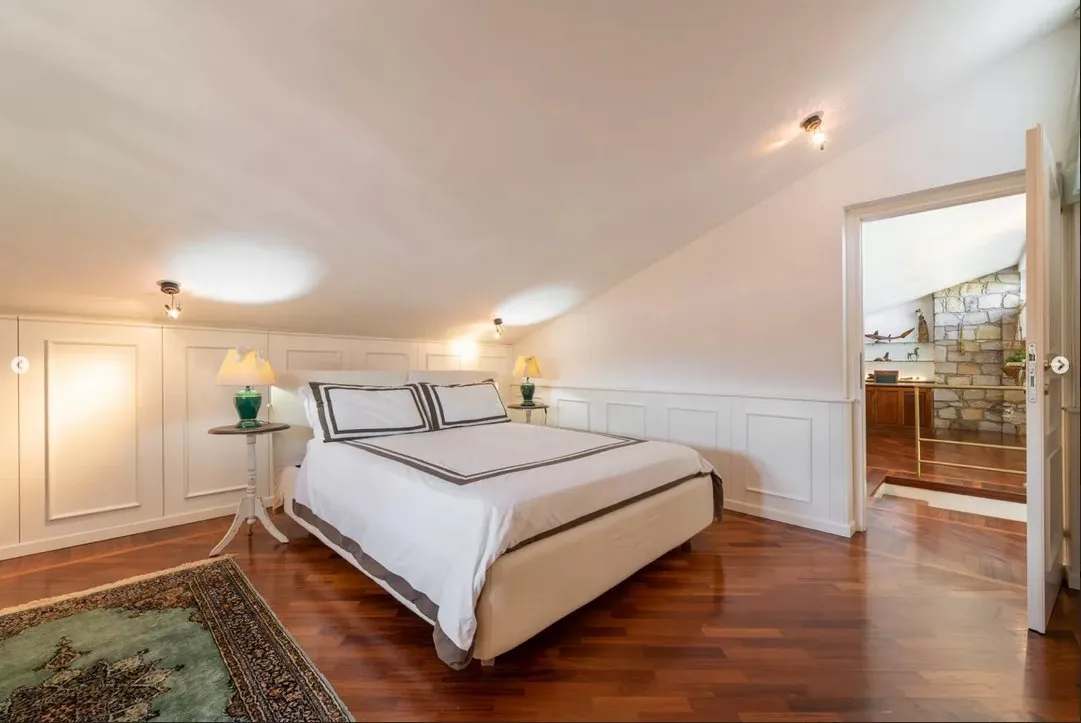 Expansive 7-Bedroom Residence with Balconies in Scenic South Sardinia - View image 44 of 48