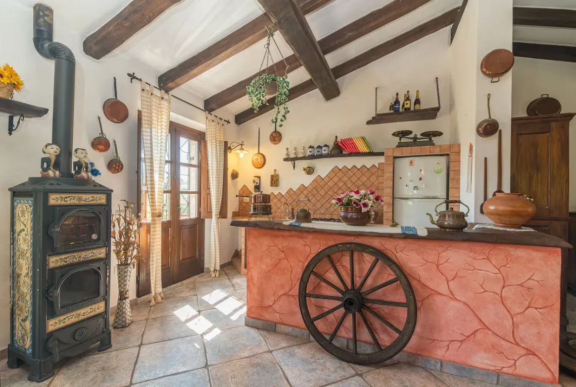 Sardinian Retreat: 5-Bedroom Estate with Pool and Olive Grove in Arzachena - View image 14 of 41