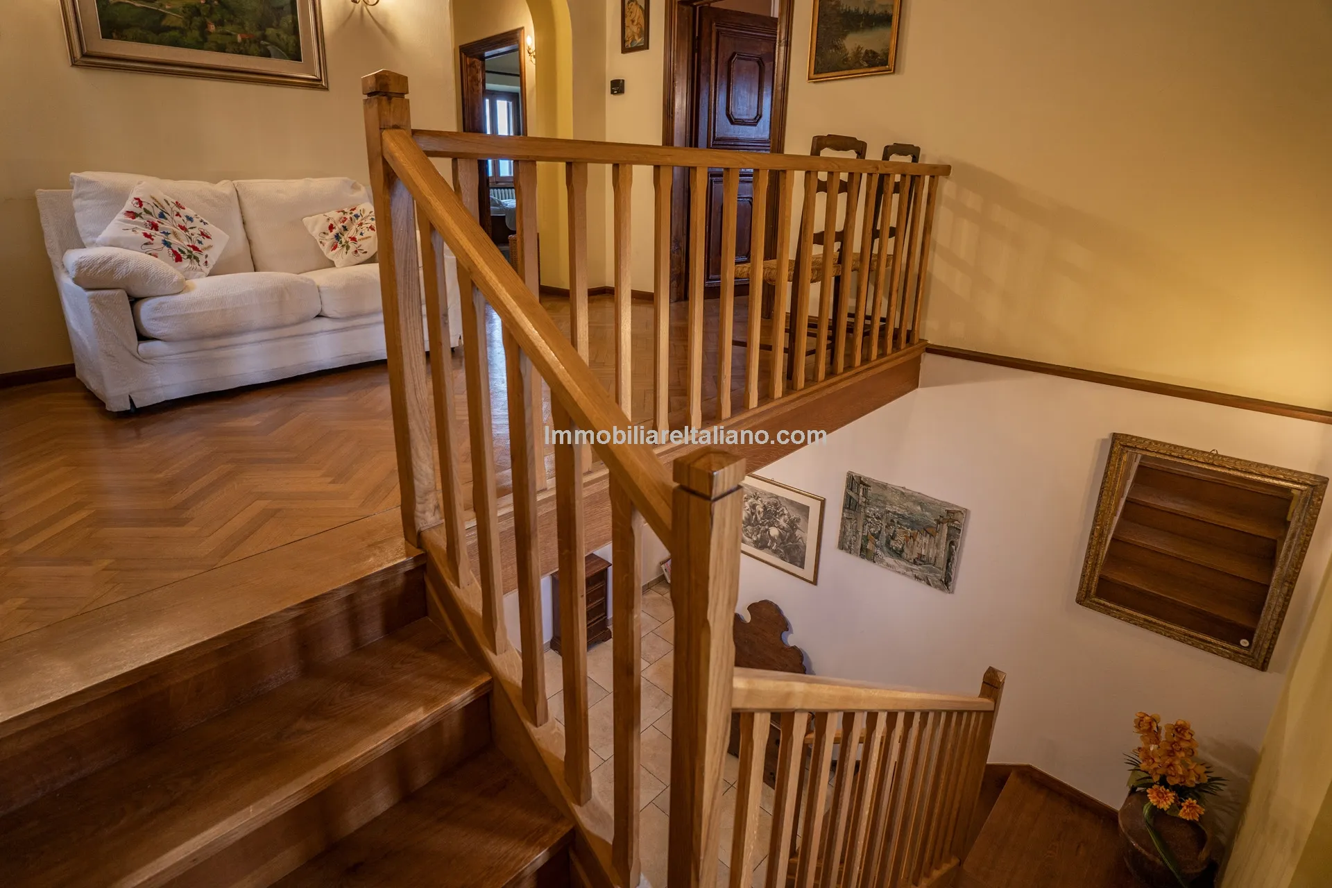Tuscan Country House with Barn Conversion Potential near Anghiari - View image 54 of 73