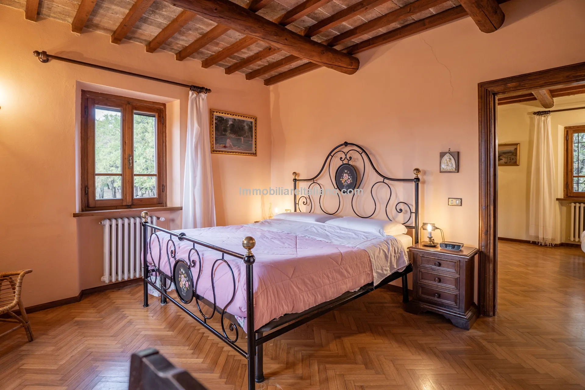 Tuscan Country House with Barn Conversion Potential near Anghiari - View image 59 of 73