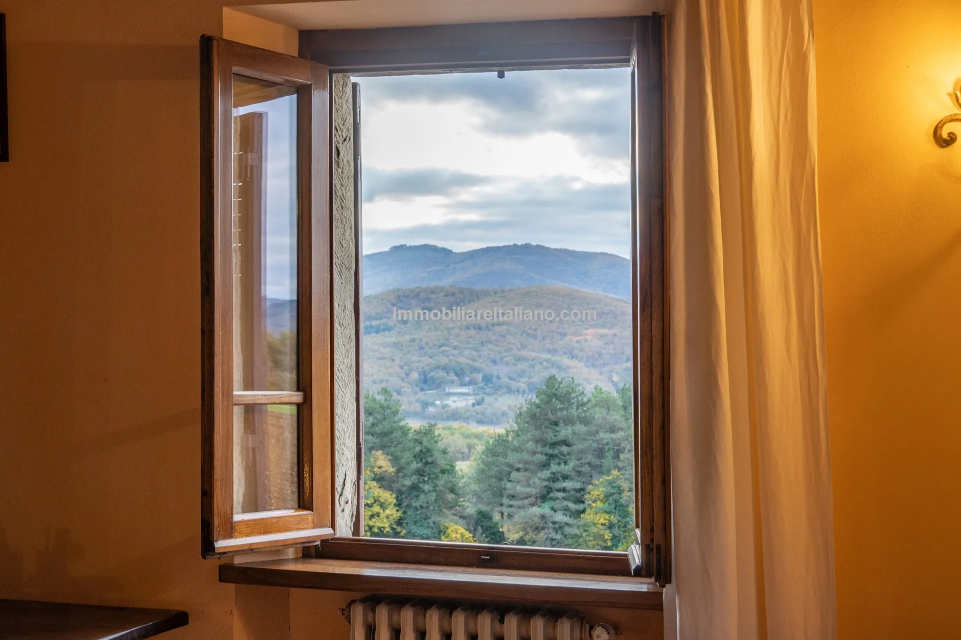 Tuscan Country House with Barn Conversion Potential near Anghiari - View image 61 of 73