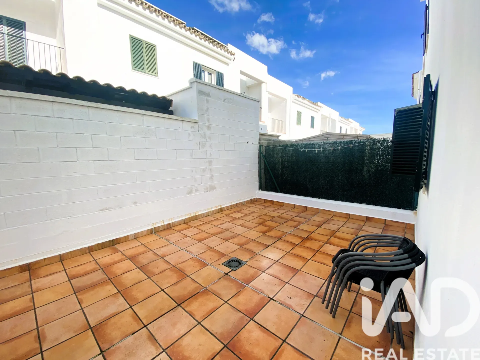 Modern 4-Bedroom House with Pool Near La Barrosa Beach, Chiclana - View image 19 of 40