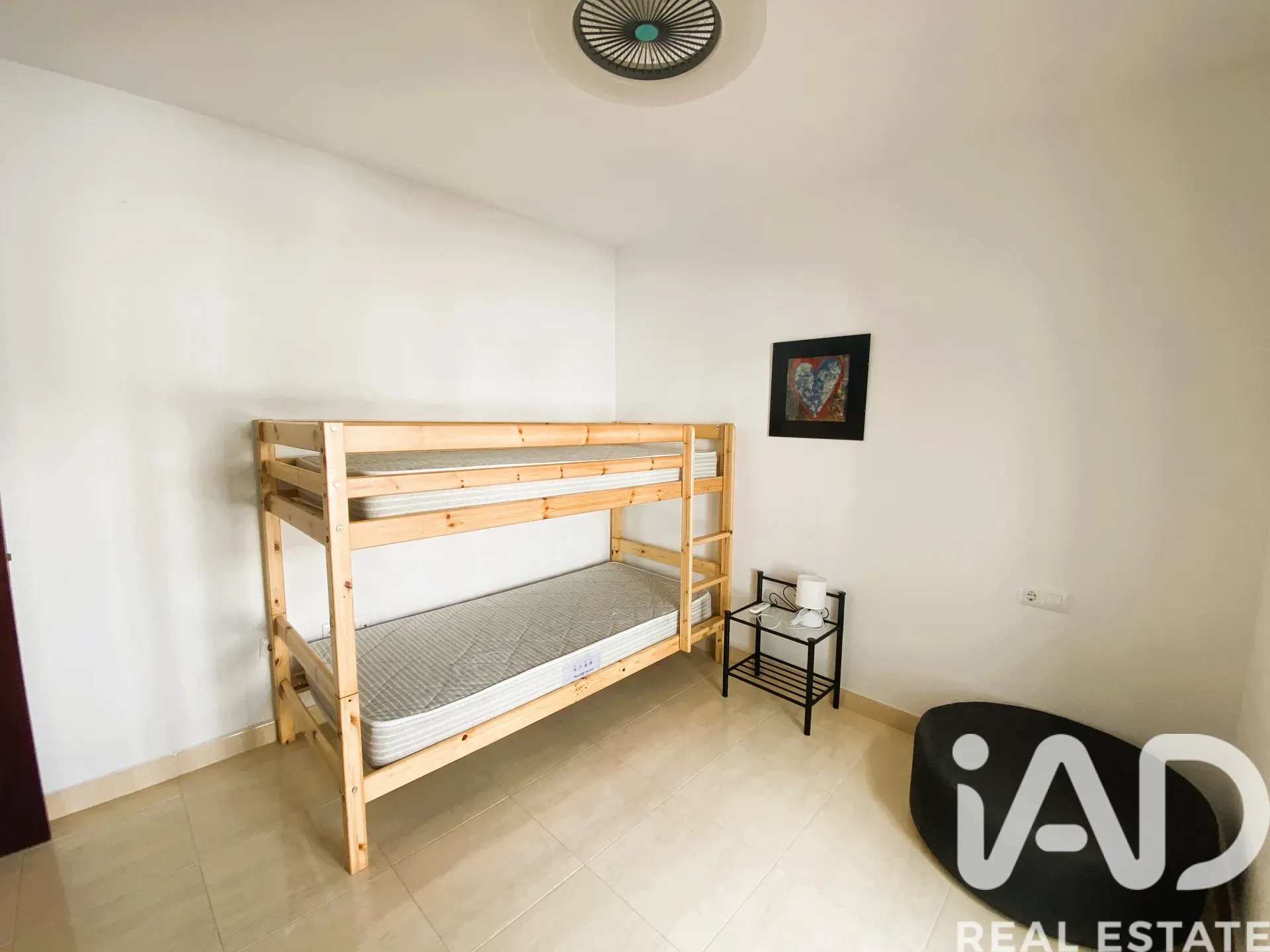 Modern 4-Bedroom House with Pool Near La Barrosa Beach, Chiclana - View image 28 of 40