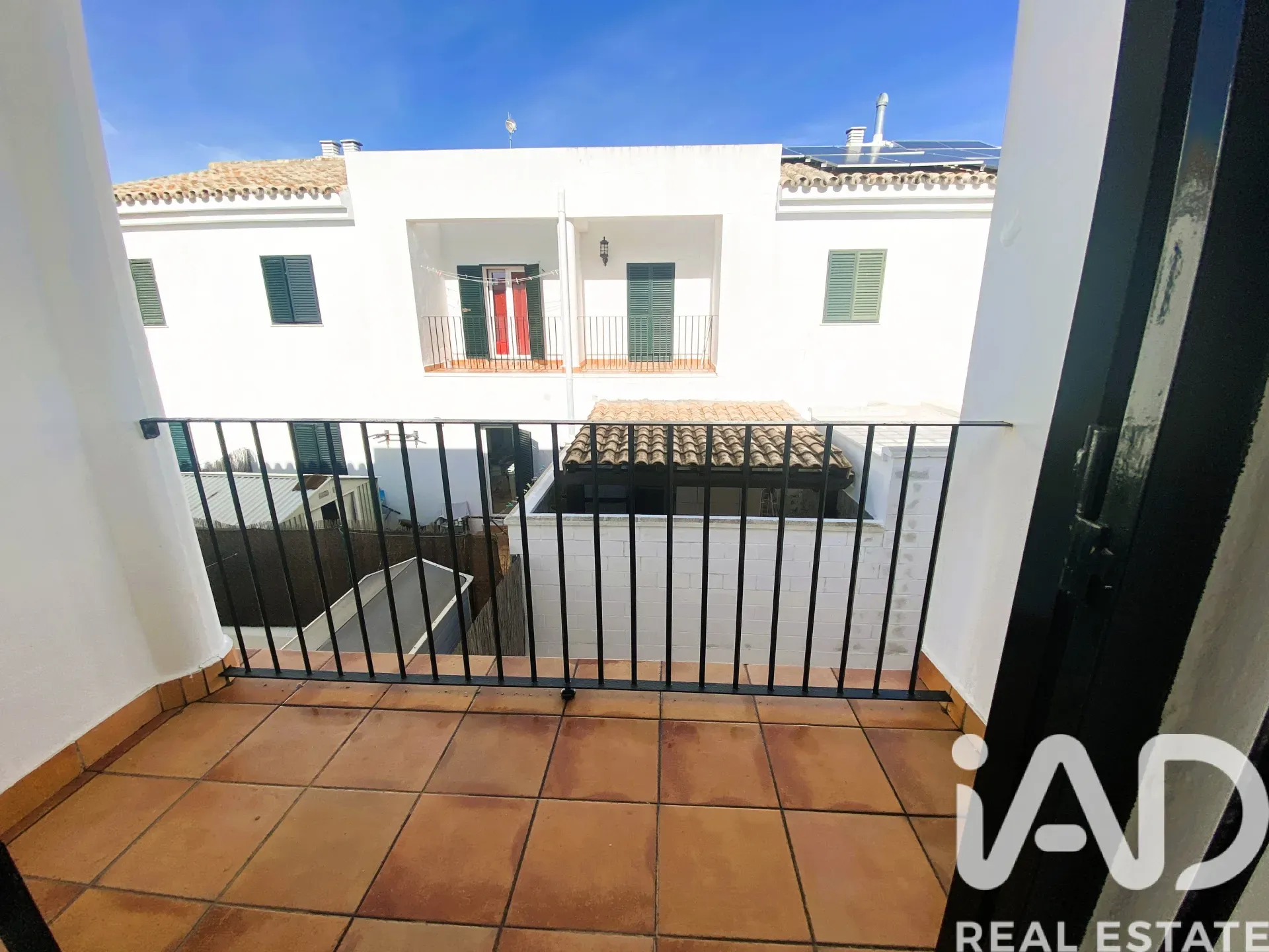 Modern 4-Bedroom House with Pool Near La Barrosa Beach, Chiclana - View image 30 of 40