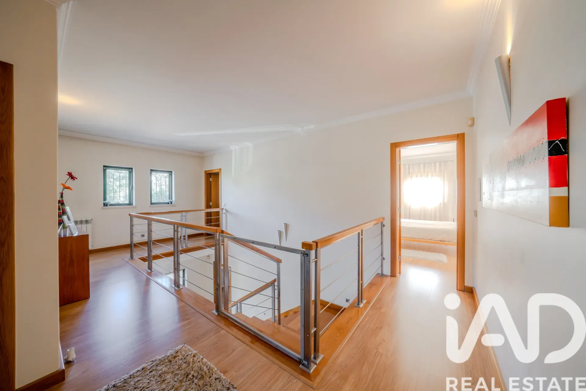 Spacious 6-Bedroom Villa with Expansive Gardens in Boa Vista, Portugal - View image 15 of 37