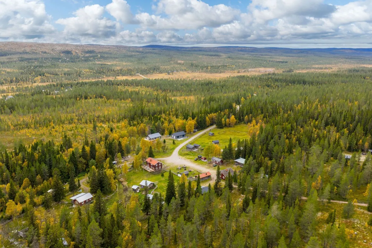 1990s Swedish Cabin with Business Potential in Scenic Härjedalen - View image 26 of 58