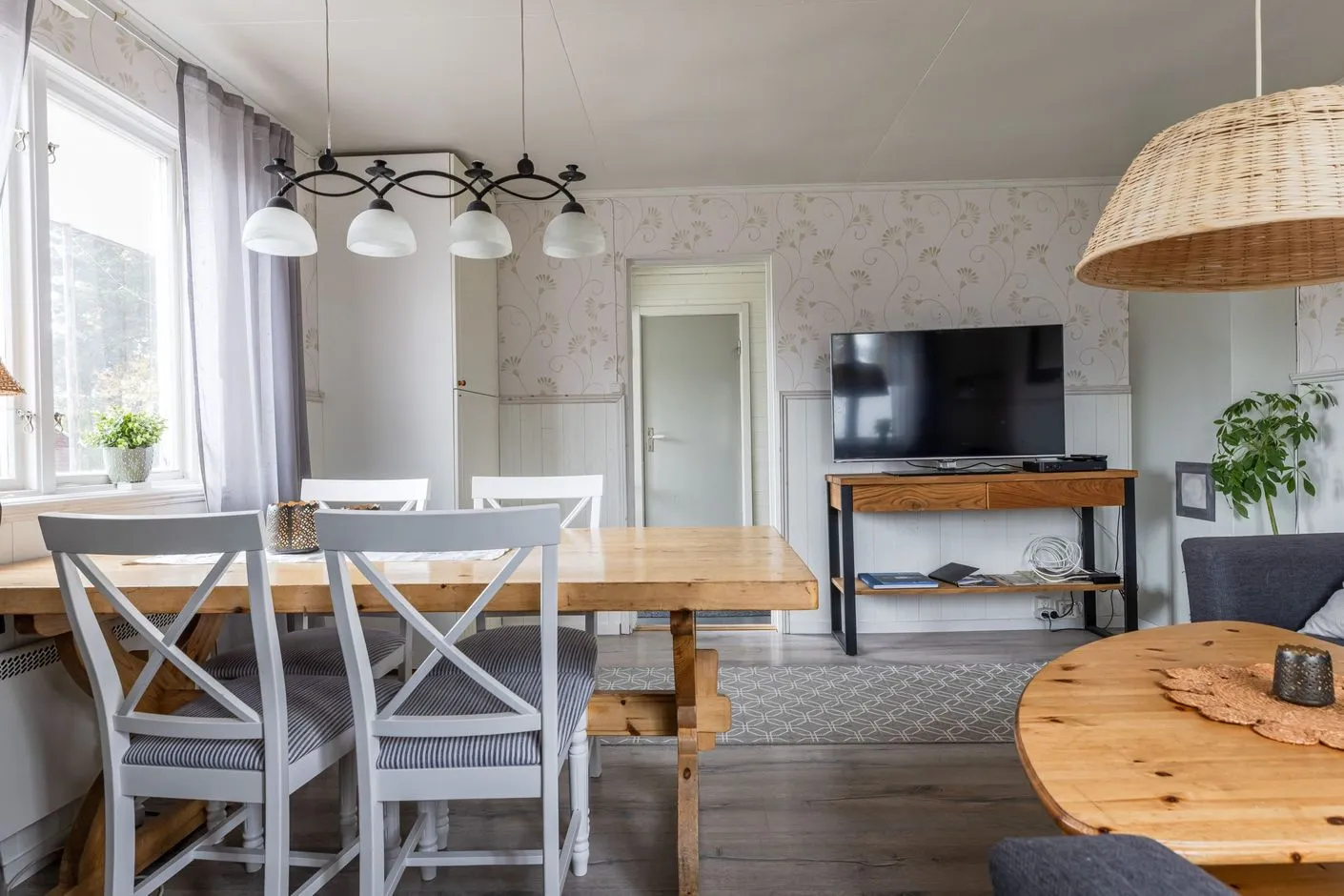 1990s Swedish Cabin with Business Potential in Scenic Härjedalen - View image 35 of 58