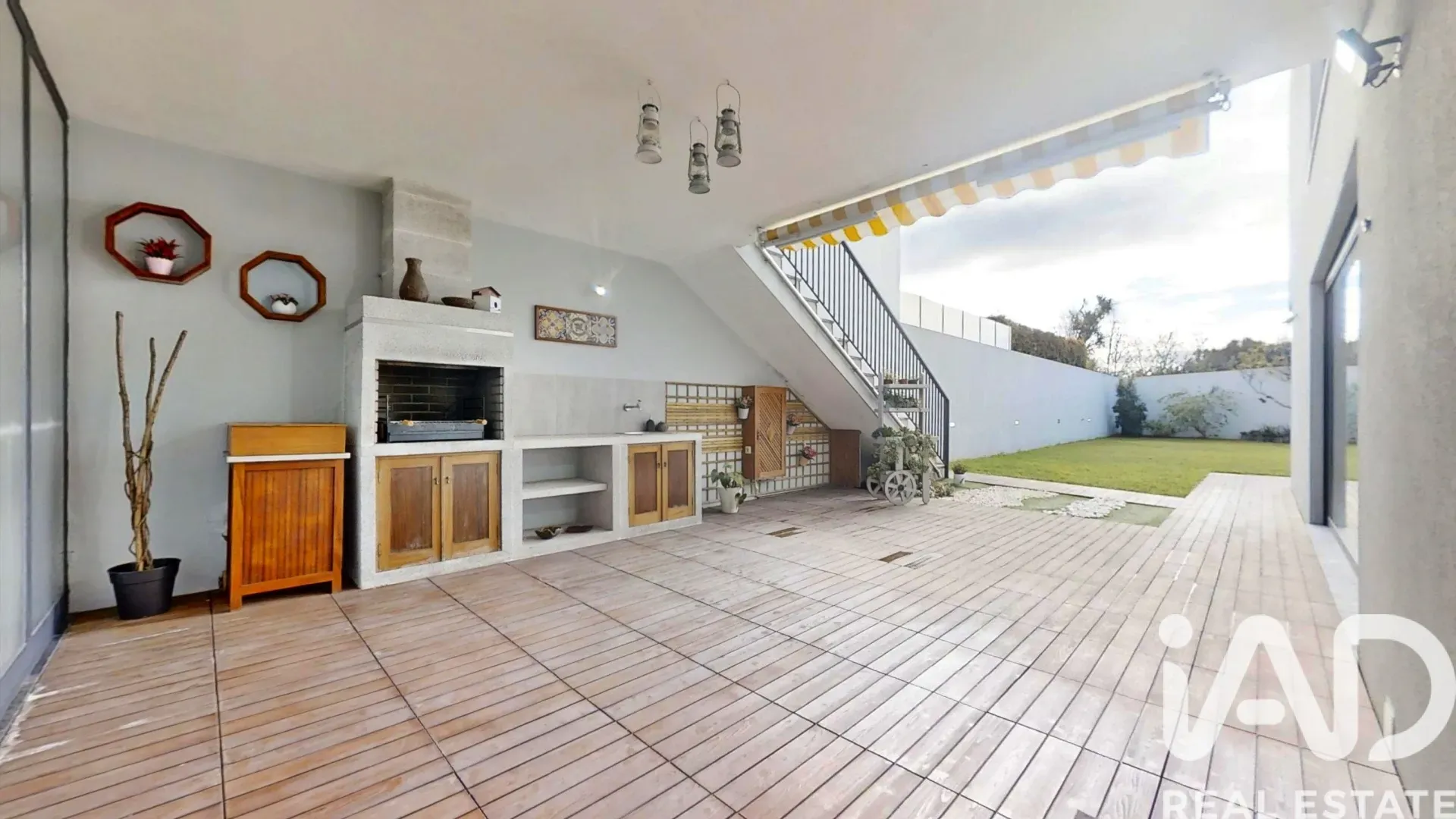 Contemporary 4-Bedroom House in Castêlo da Maia with Garden and Terraces - View image 37 of 40