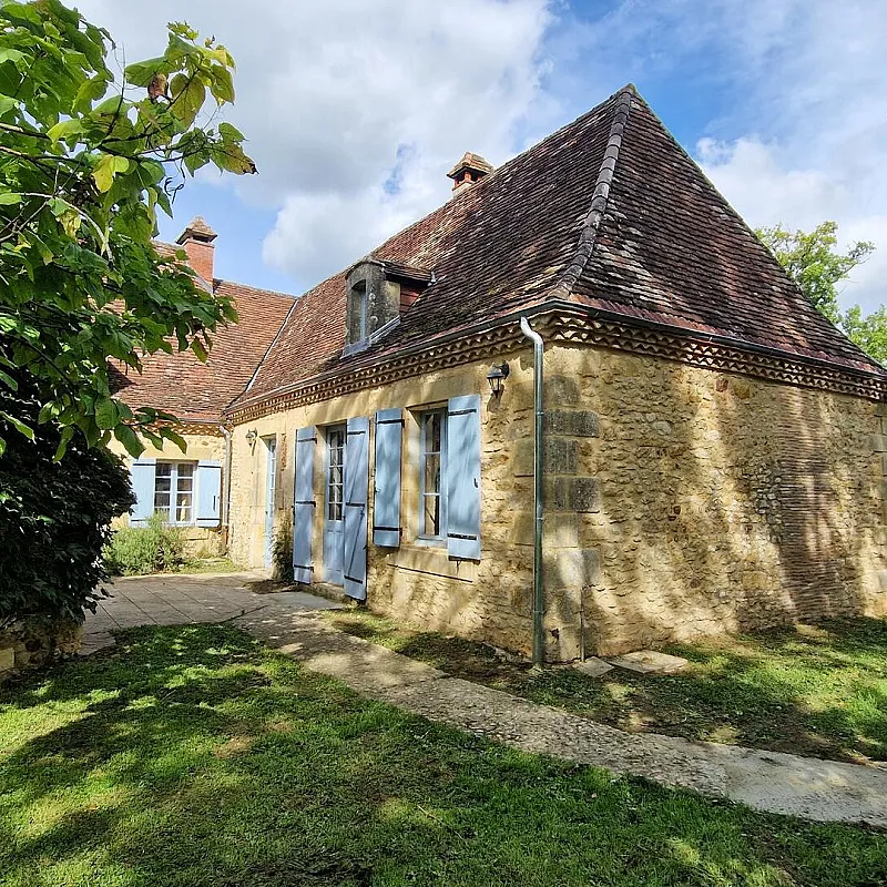 Historic 5-Bedroom Stone House with Pool and Acreage in Le Bugue