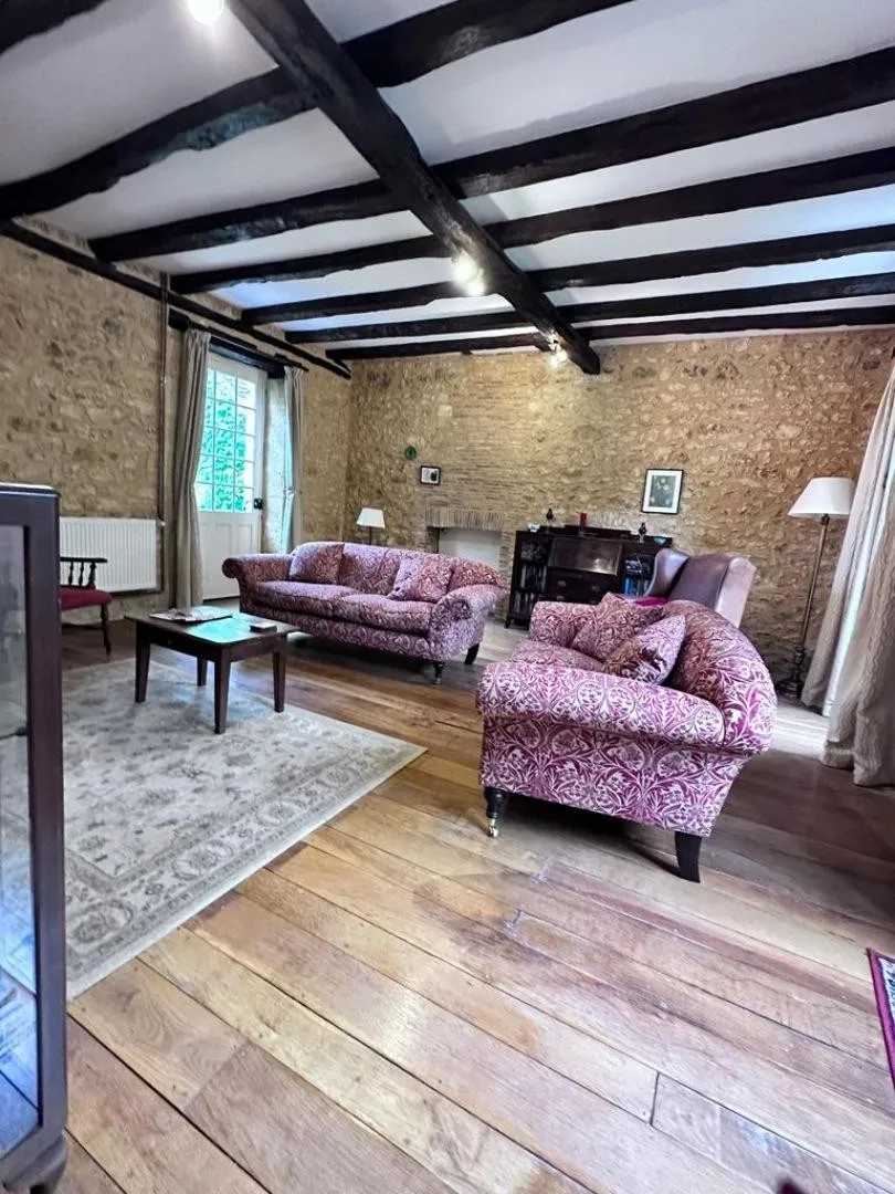 Historic 5-Bedroom Stone House with Pool and Acreage in Le Bugue - View image 19 of 39