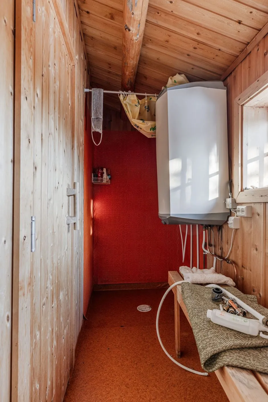 Mid-Century Swedish Country House with Expansive Grounds in Bruksvallarna - View image 20 of 27