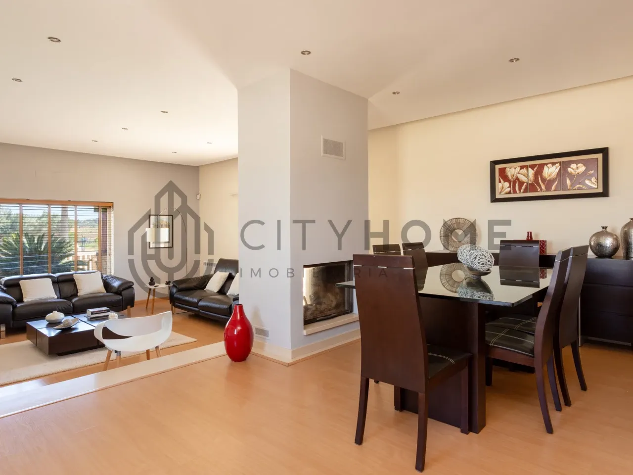 Spacious 3-Bedroom House with Pool and Expansive Garden in Silves, Algarve - View image 7 of 59