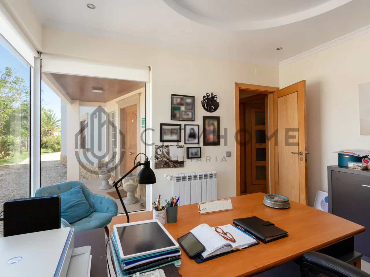 Spacious 3-Bedroom House with Pool and Expansive Garden in Silves, Algarve - View image 16 of 59