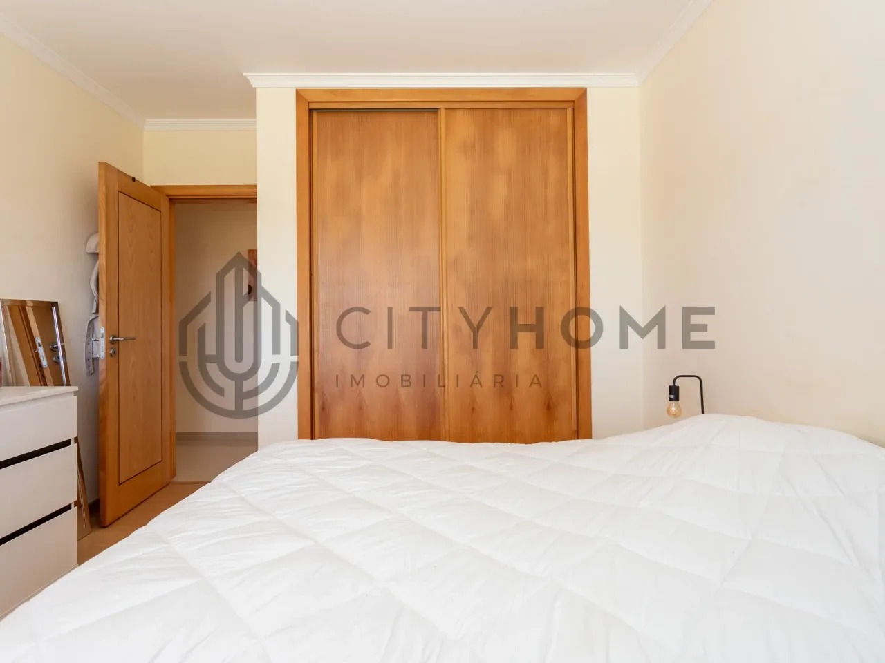 Spacious 3-Bedroom House with Pool and Expansive Garden in Silves, Algarve - View image 22 of 59