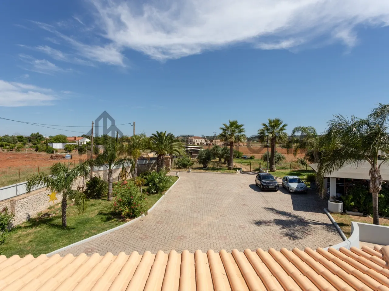 Spacious 3-Bedroom House with Pool and Expansive Garden in Silves, Algarve - View image 27 of 59