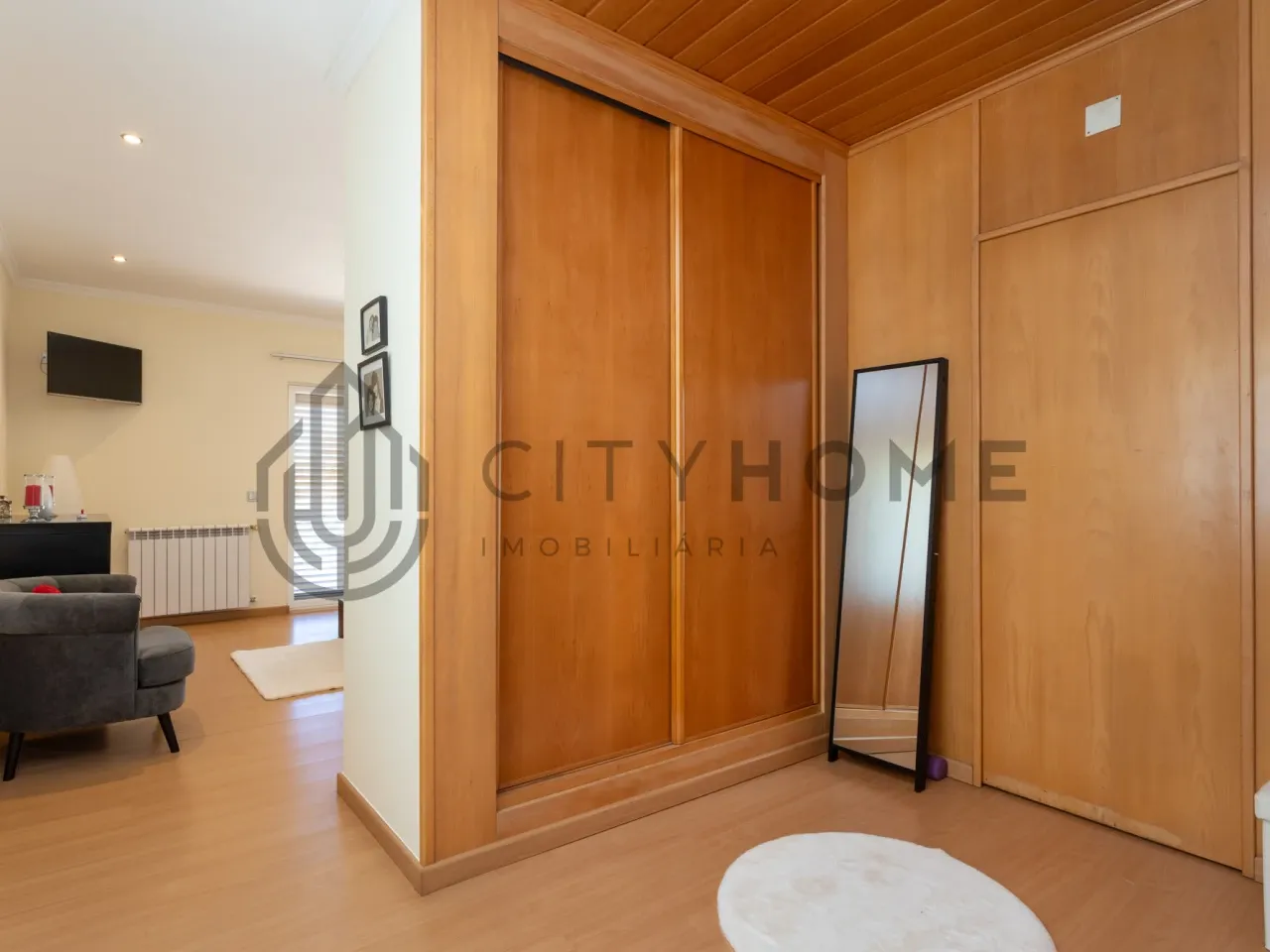 Spacious 3-Bedroom House with Pool and Expansive Garden in Silves, Algarve - View image 34 of 59