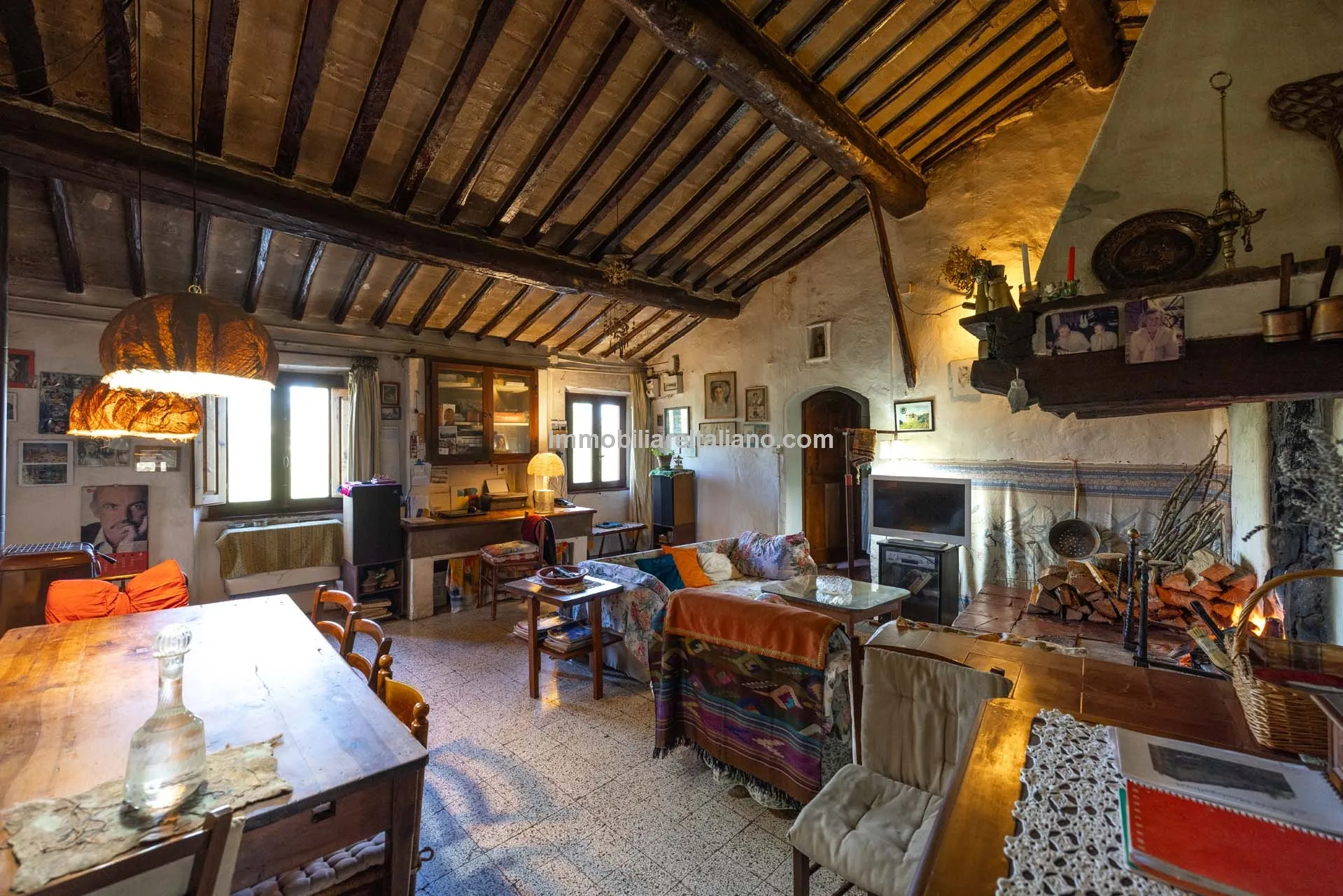 6-Bedroom Country House with Expansive Grounds in Chianti, Tuscany - View image 27 of 51