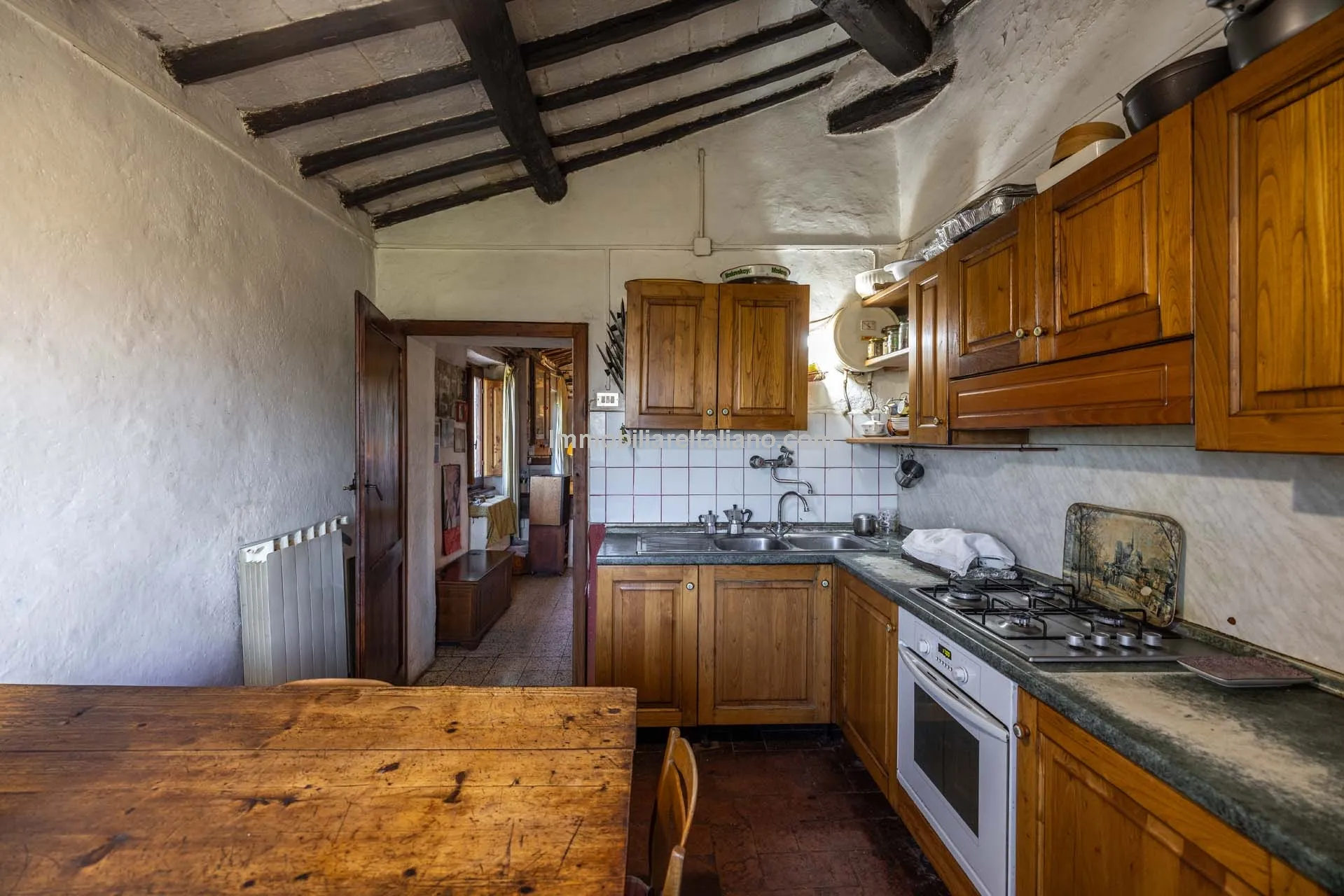 6-Bedroom Country House with Expansive Grounds in Chianti, Tuscany - View image 38 of 51