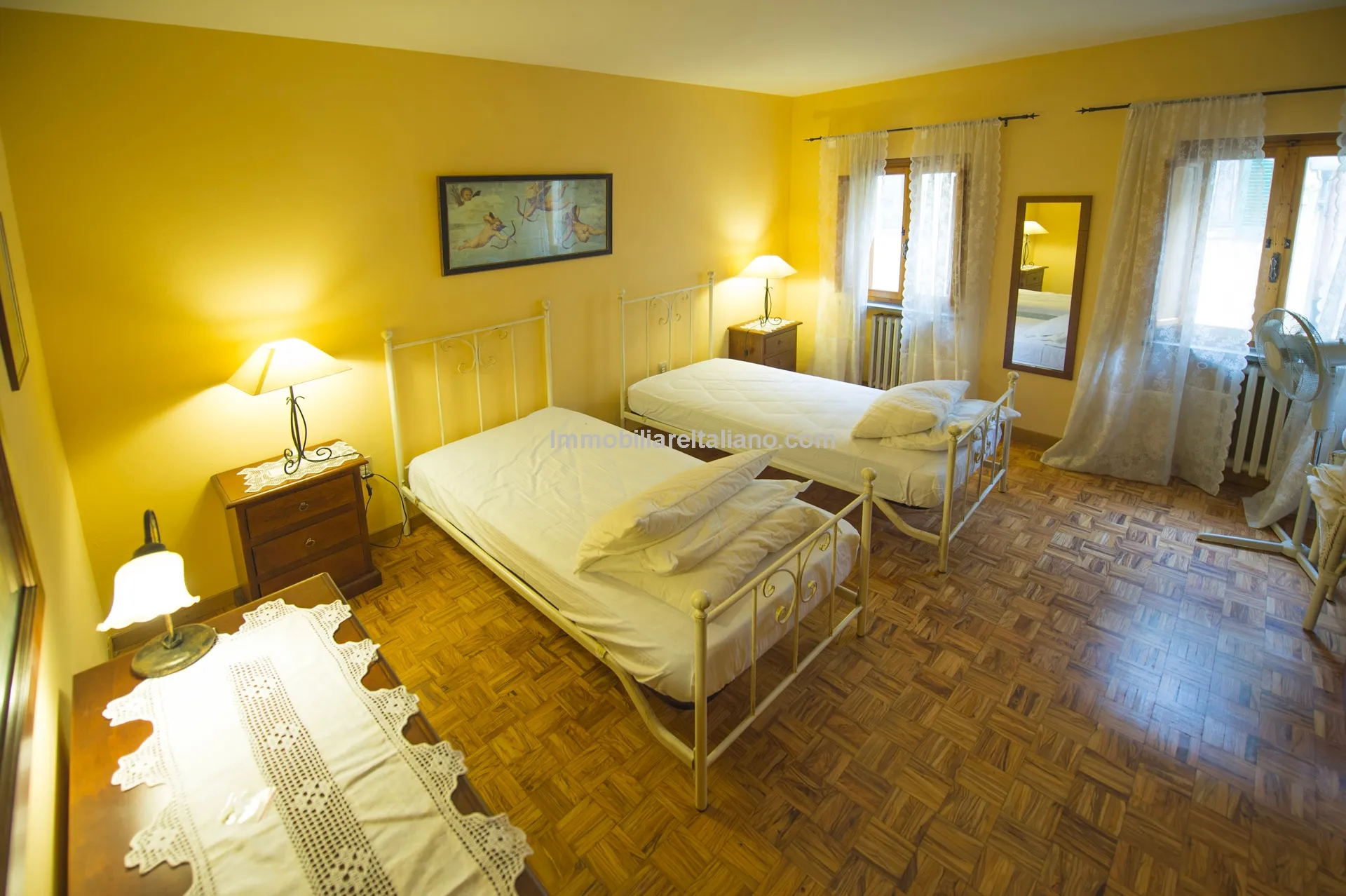 Historic 5-Bedroom Townhouse with B&B Licence in Sansepolcro, Tuscany - View image 18 of 36