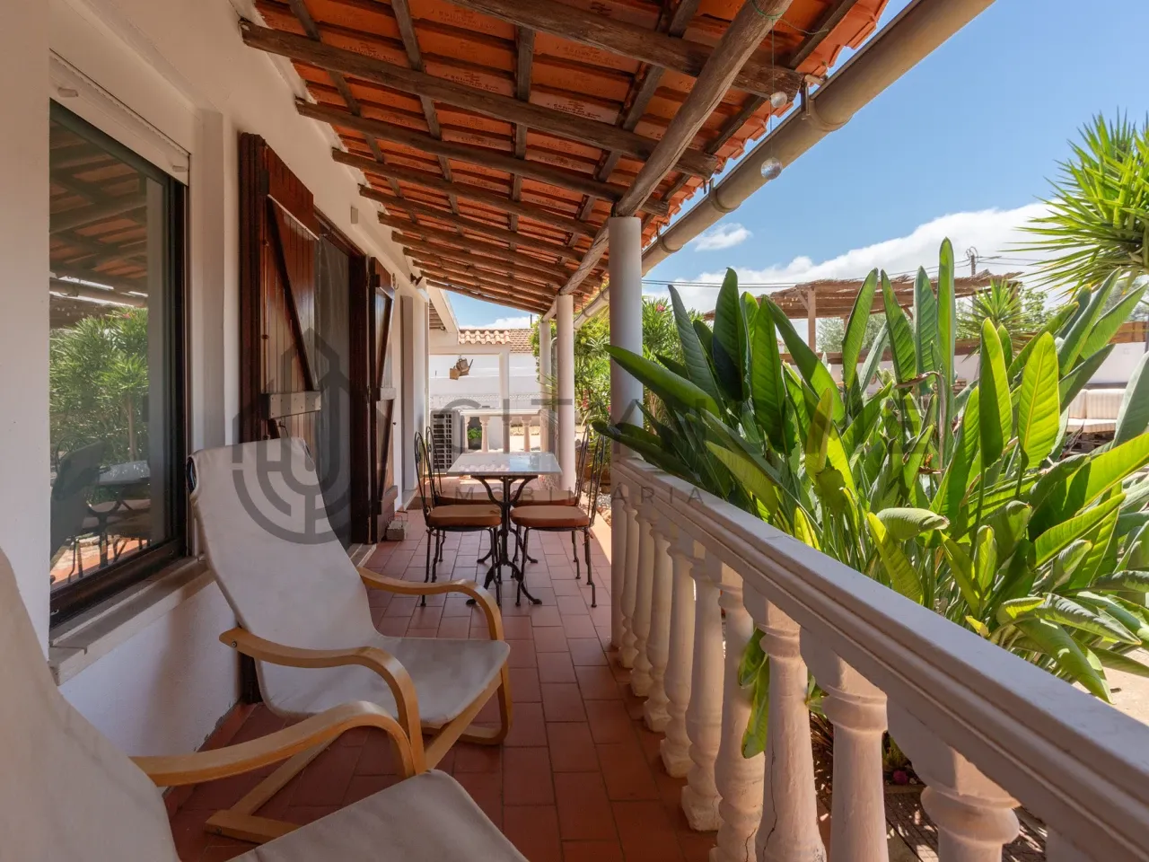 Expansive 7-Bedroom Villa with Pool and Garden in Albufeira, Portugal - View image 11 of 67