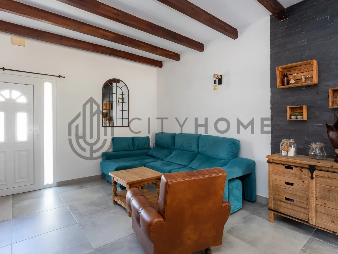 Expansive 7-Bedroom Villa with Pool and Garden in Albufeira, Portugal - View image 14 of 67