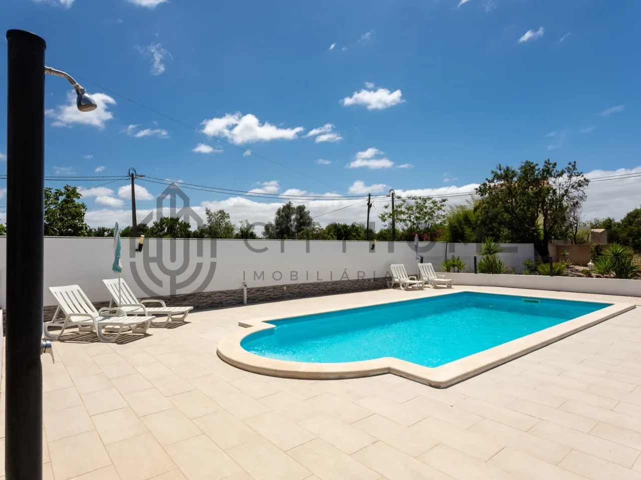 Expansive 7-Bedroom Villa with Pool and Garden in Albufeira, Portugal - View image 40 of 67