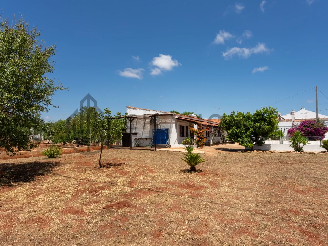 Expansive 7-Bedroom Villa with Pool and Garden in Albufeira, Portugal - View image 45 of 67