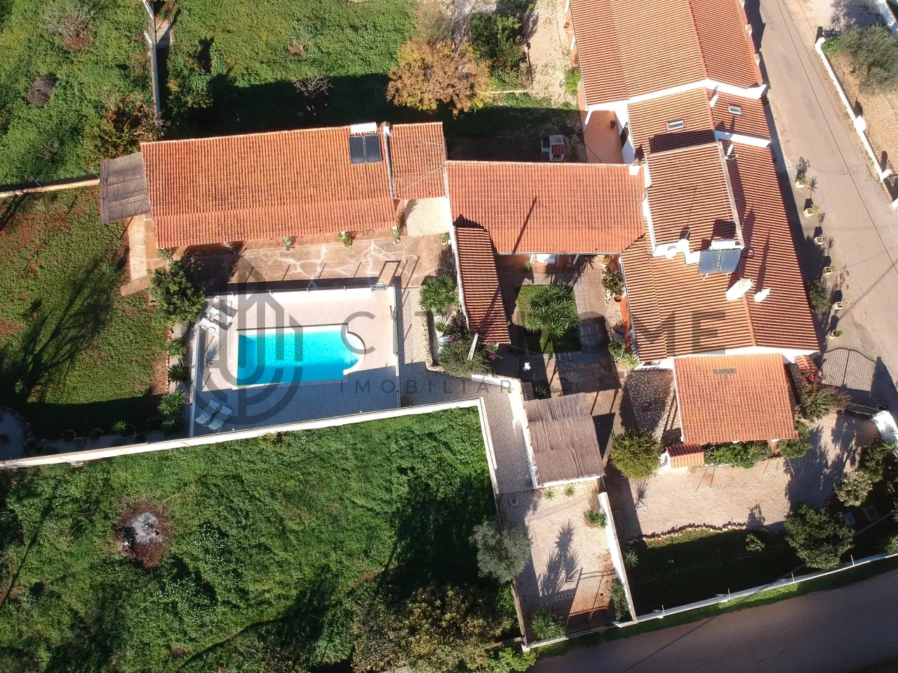 Expansive 7-Bedroom Villa with Pool and Garden in Albufeira, Portugal - View image 62 of 67