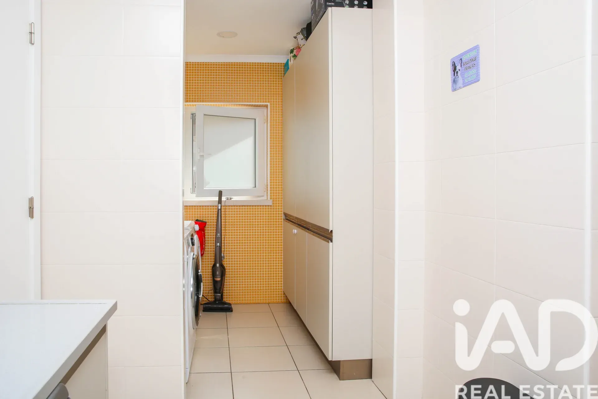 Contemporary 3-Bedroom House with Pool and Terrace in Coastal Lourinhã - View image 7 of 27