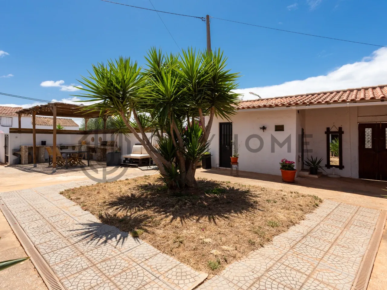 Spacious Five-Bedroom House with Garden in Scenic Paderne, Albufeira - View image 27 of 37