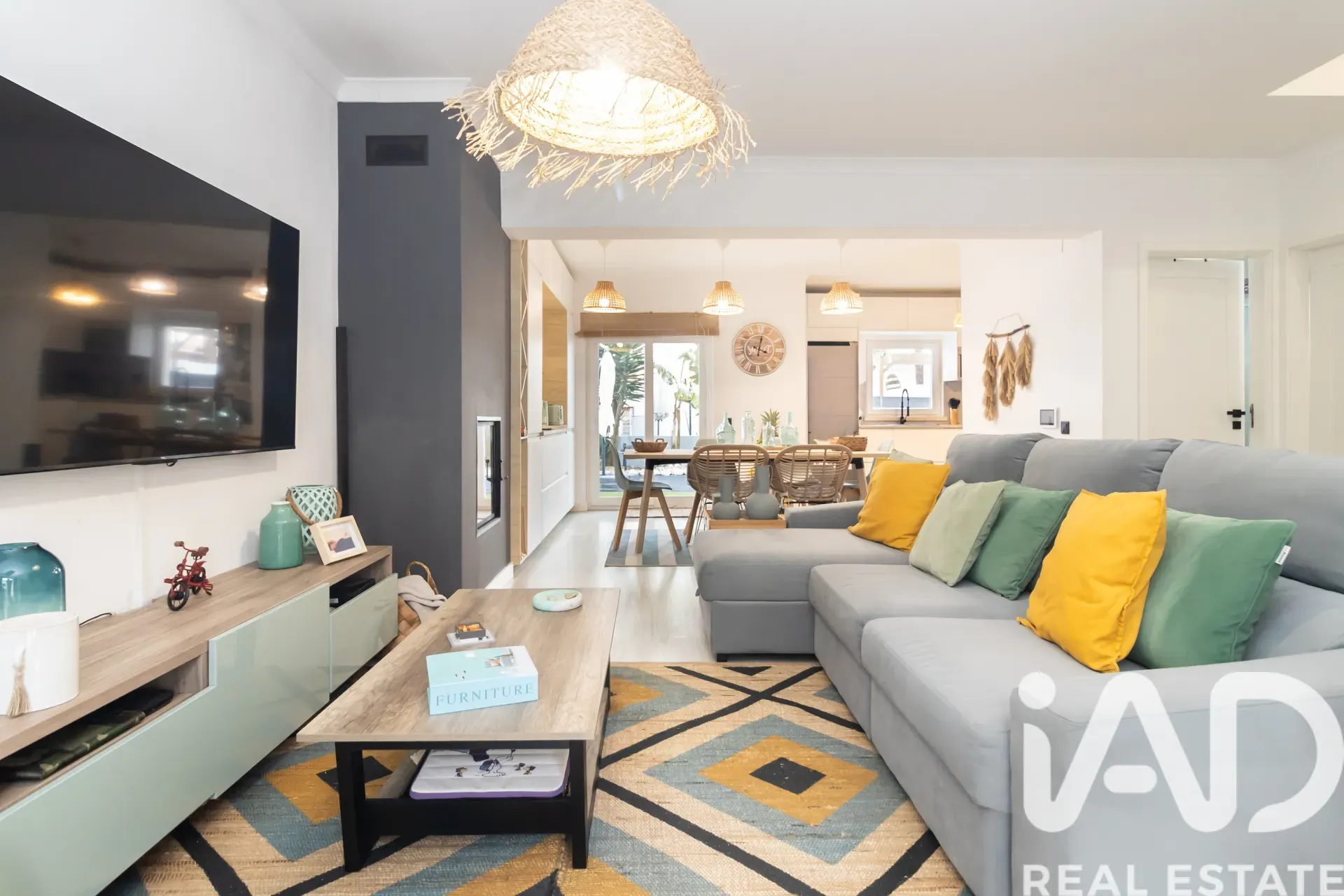 Moderne woning met 3 slaapkamers, balkon en parkeerplaats in Azeitão - Image 3