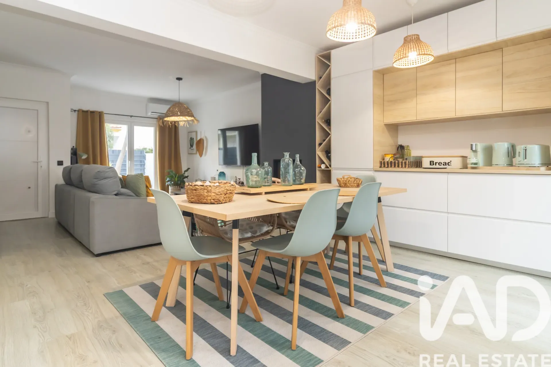 Moderne woning met 3 slaapkamers, balkon en parkeerplaats in Azeitão - Bekijk afbeelding 7 van 39