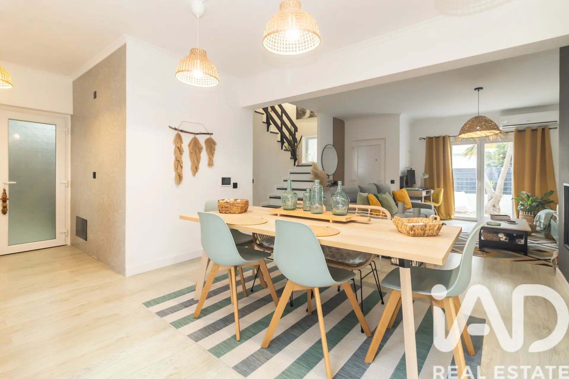 Moderne woning met 3 slaapkamers, balkon en parkeerplaats in Azeitão - Bekijk afbeelding 8 van 39