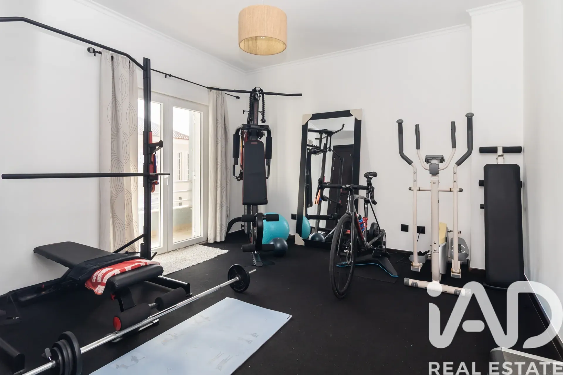 Moderne woning met 3 slaapkamers, balkon en parkeerplaats in Azeitão - Bekijk afbeelding 29 van 39