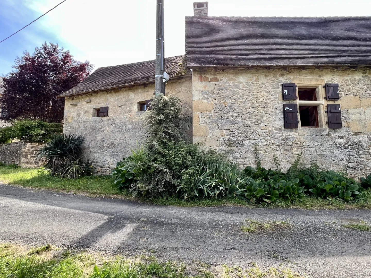 Expansive 6-Bedroom Country Retreat with Pool in Périgord Noir, Thenon - View image 25 of 50