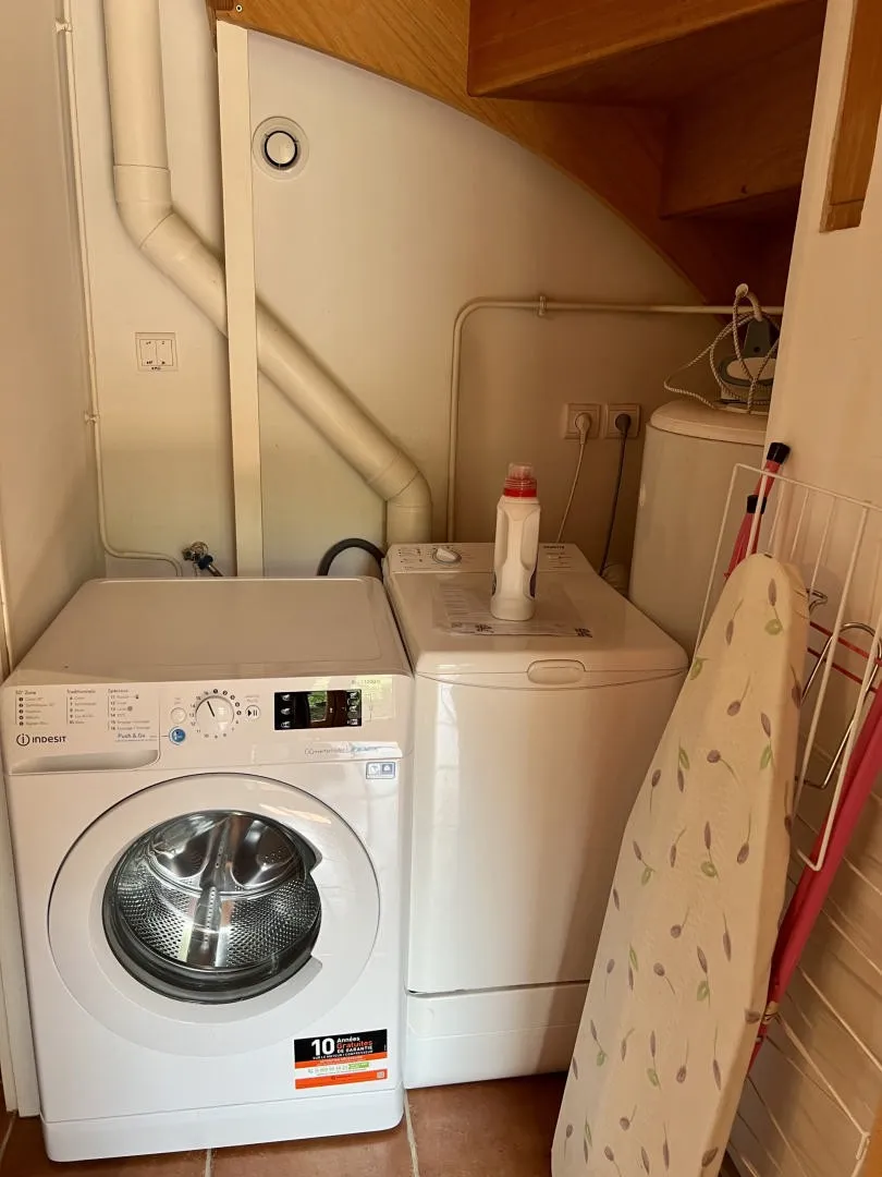 Expansive 6-Bedroom Country Retreat with Pool in Périgord Noir, Thenon - View image 40 of 50