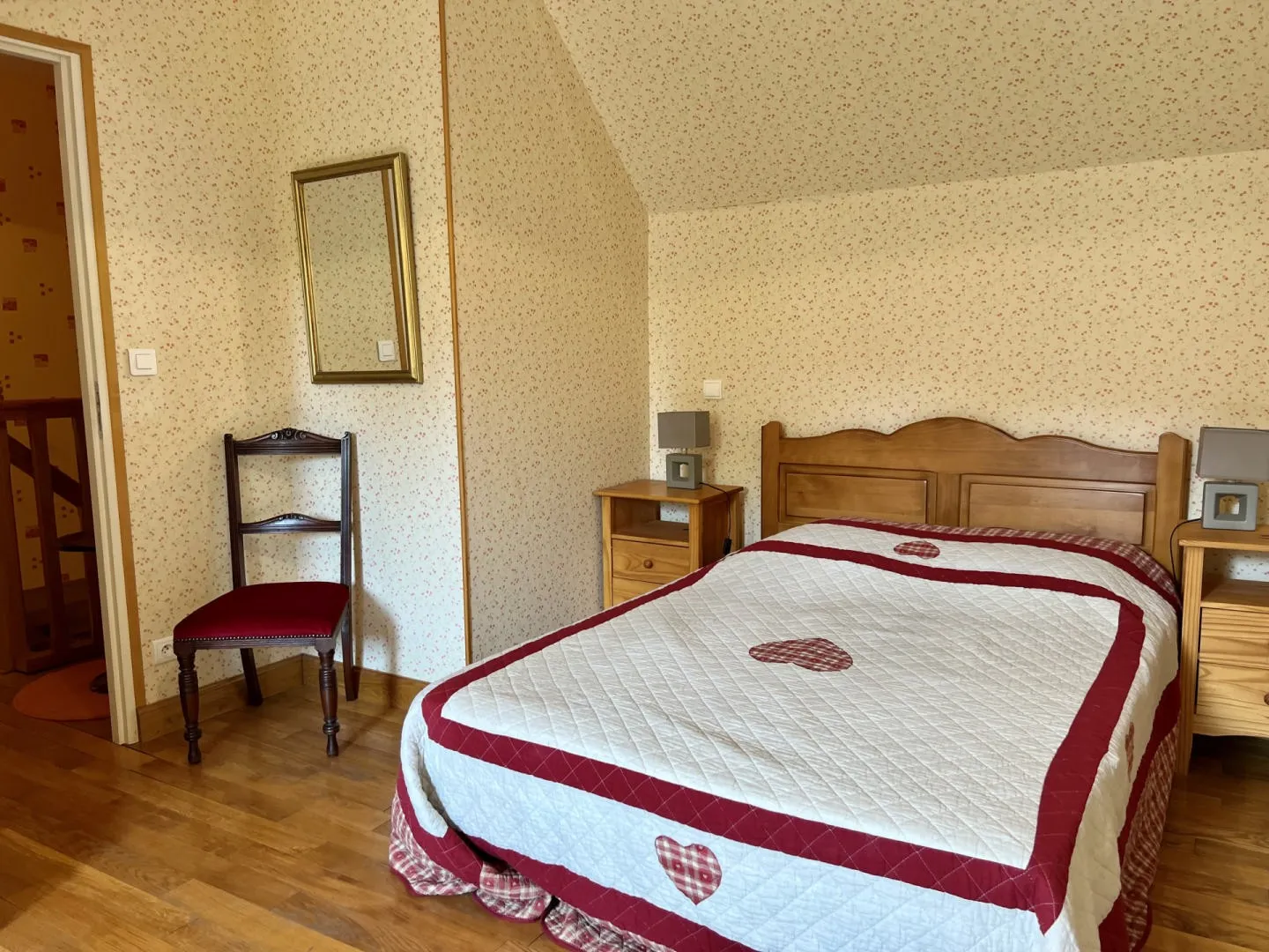 Expansive 6-Bedroom Country Retreat with Pool in Périgord Noir, Thenon - View image 46 of 50