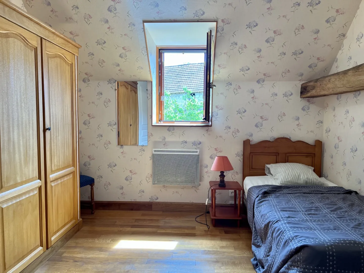 Expansive 6-Bedroom Country Retreat with Pool in Périgord Noir, Thenon - View image 48 of 50