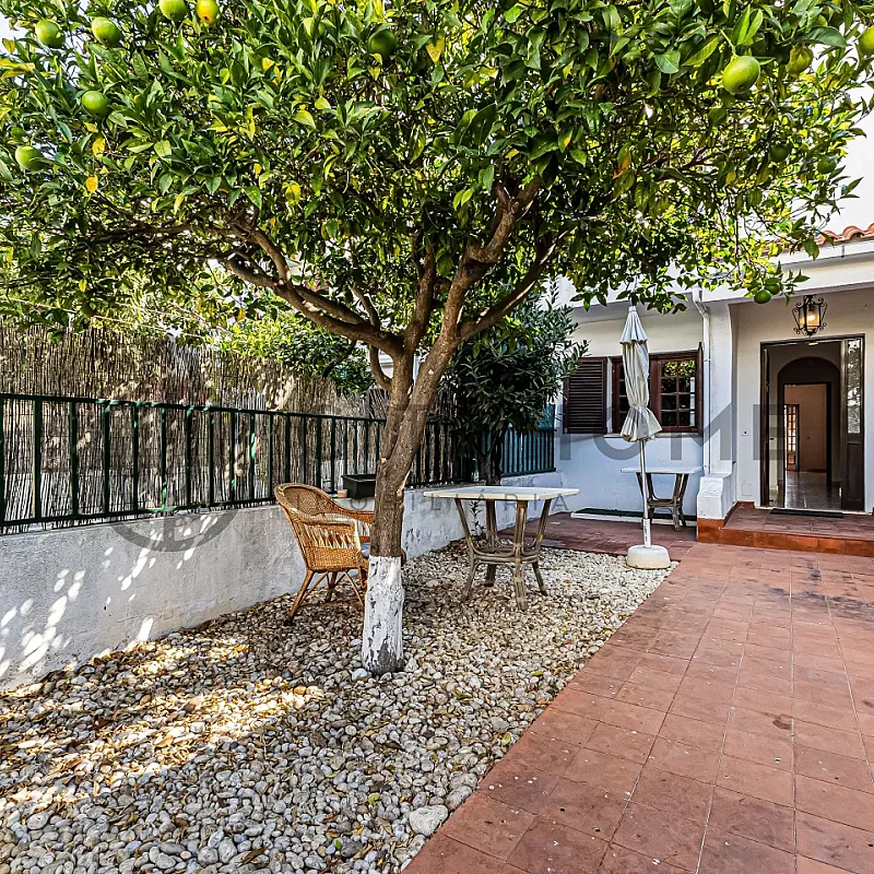 3-Bedroom Villa with Parking and Garden in Albufeira, Portugal