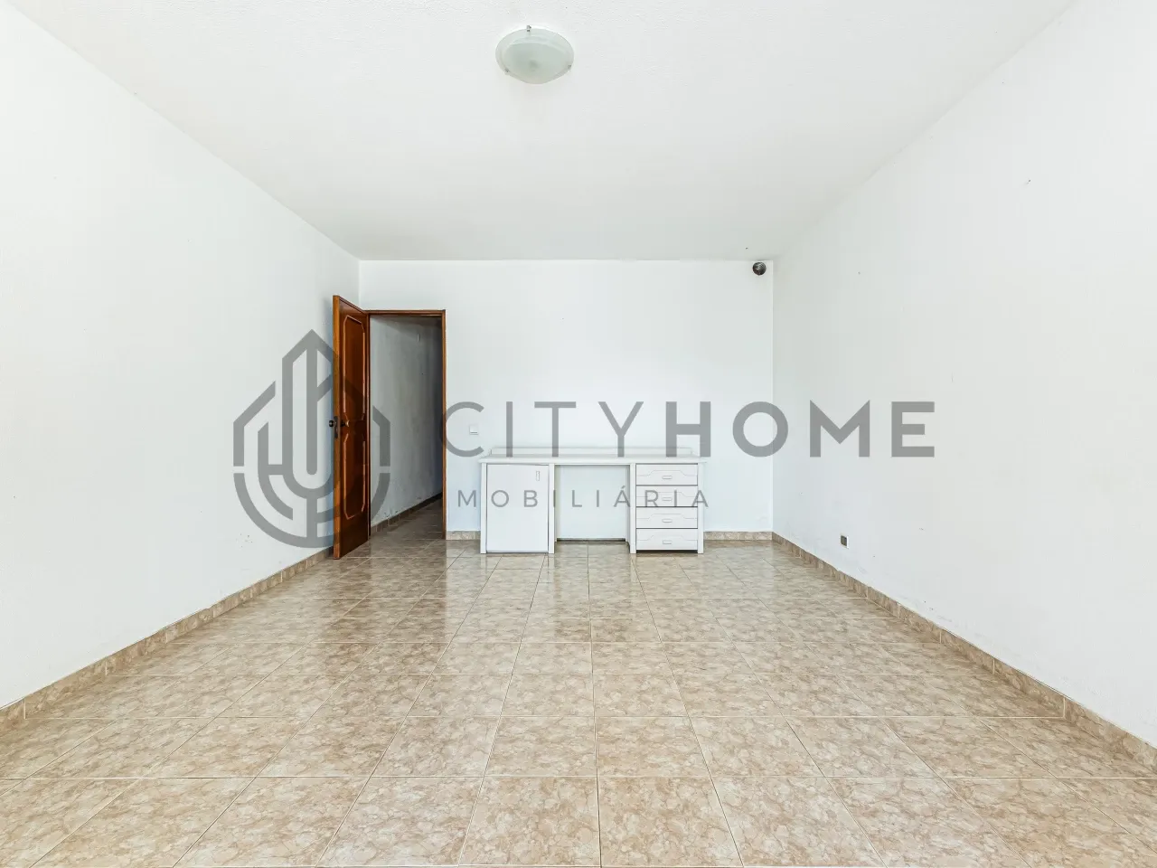 3-Bedroom Villa with Parking and Garden in Albufeira, Portugal - View image 7 of 22