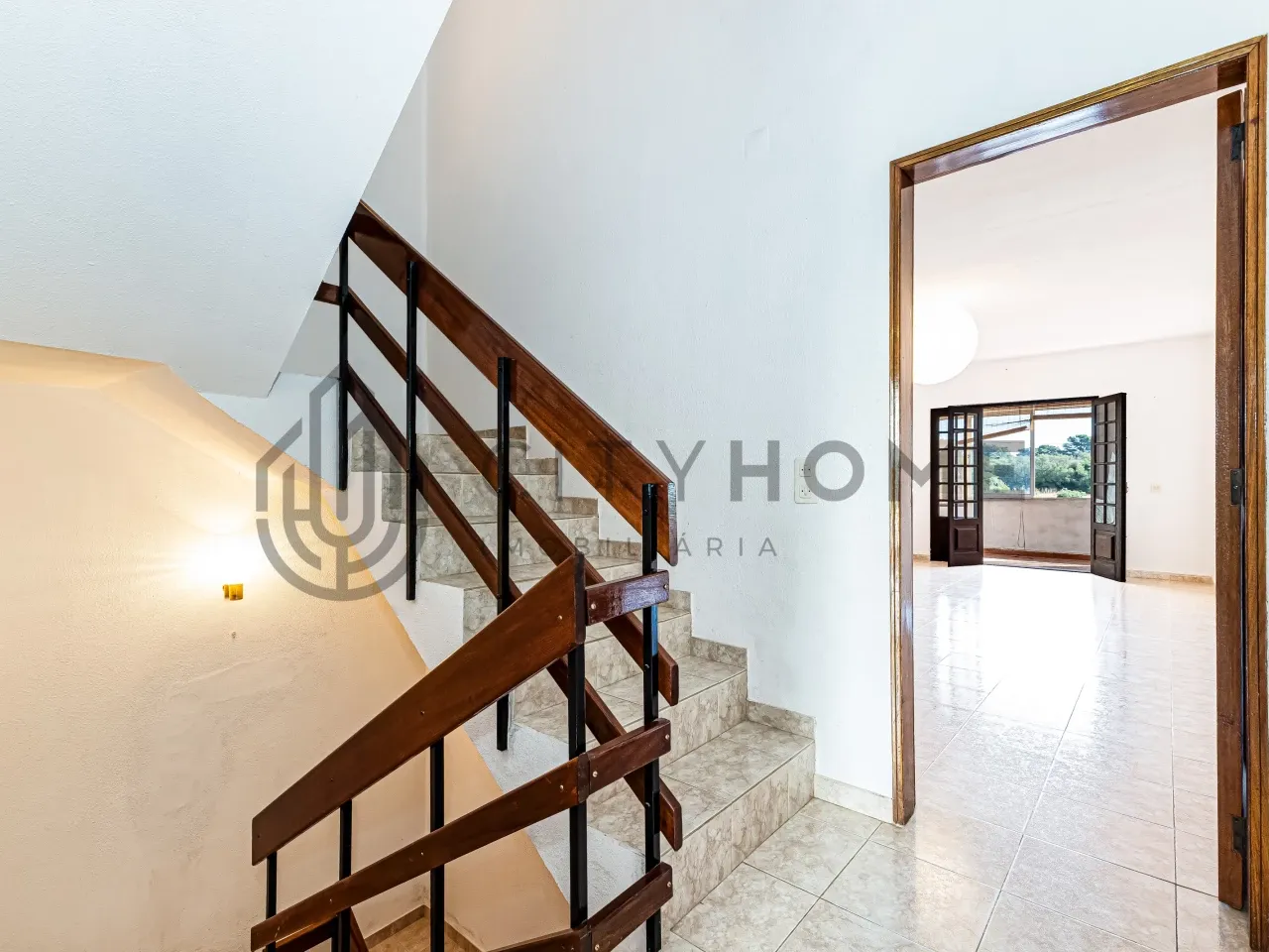 3-Bedroom Villa with Parking and Garden in Albufeira, Portugal - View image 15 of 22